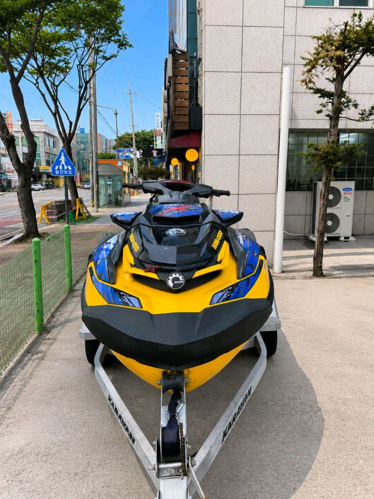 씨두 RXT-X 300 제트스키 + 카라반 싱글 트레일러 세트 이미지