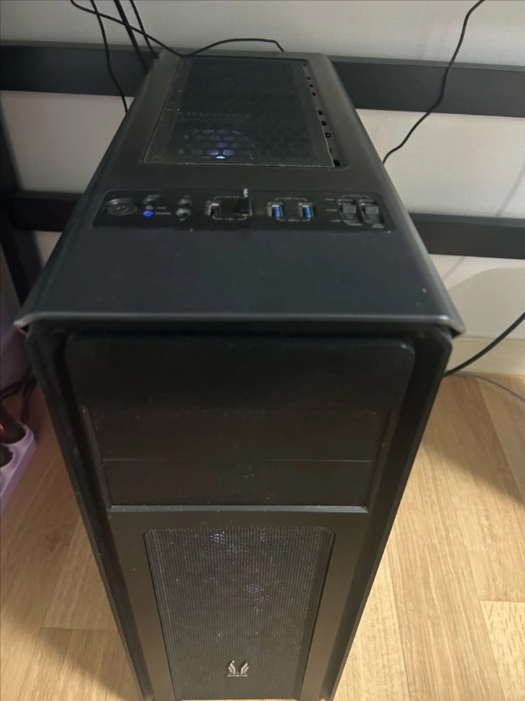 라이젠5600 RTX3060ti 게이밍컴퓨터 본체 이미지