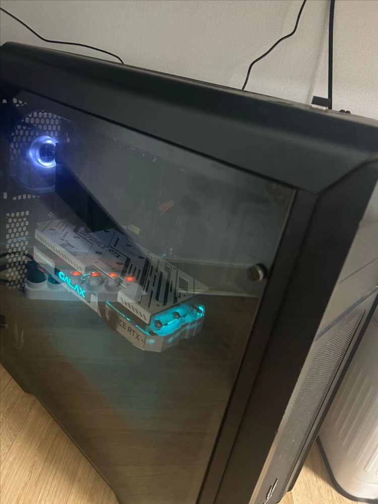 라이젠5600 RTX3060ti 게이밍컴퓨터 본체 이미지