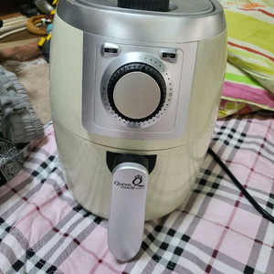 퀸메드 에어프라이어 이미지