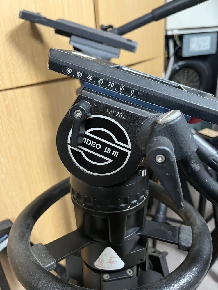 셔틀러 Sachtler Video 18-3 lll 이미지
