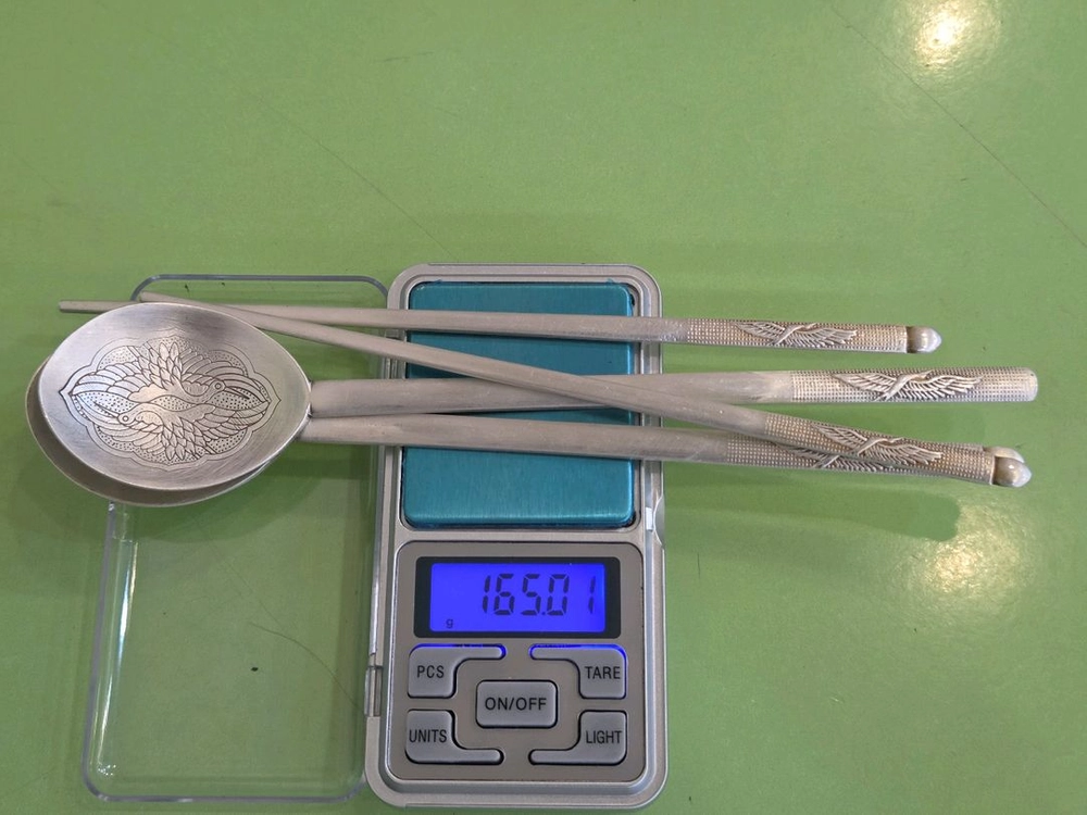 은수저 부부? 세트..99%..165g..순 44돈 입니다 이미지