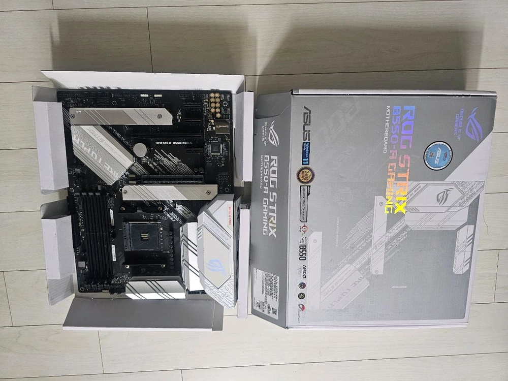 b550-a rog strix - 안심되는 중고거래