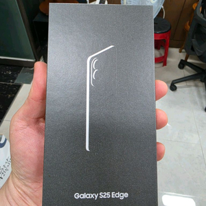 갤럭시 S25 Edge(엣지) 512GB 실버 삼성케어플러스 양도 가능 이미지