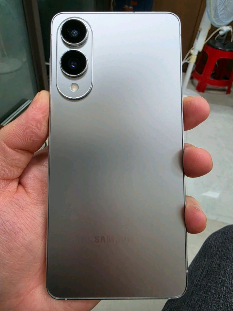 갤럭시 S25 Edge(엣지) 512GB 실버 삼성케어플러스 양도 가능 이미지