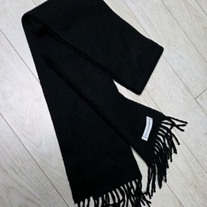 소니아 리키엘(Sonia Rykiel)의 100% 캐시미어 블랙 머플러 이미지