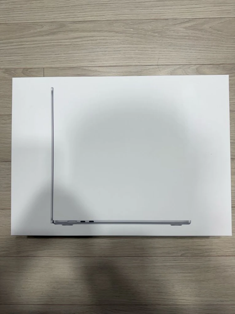 MacBook Air M5 15인치 실버 16GB / 512GB 이미지