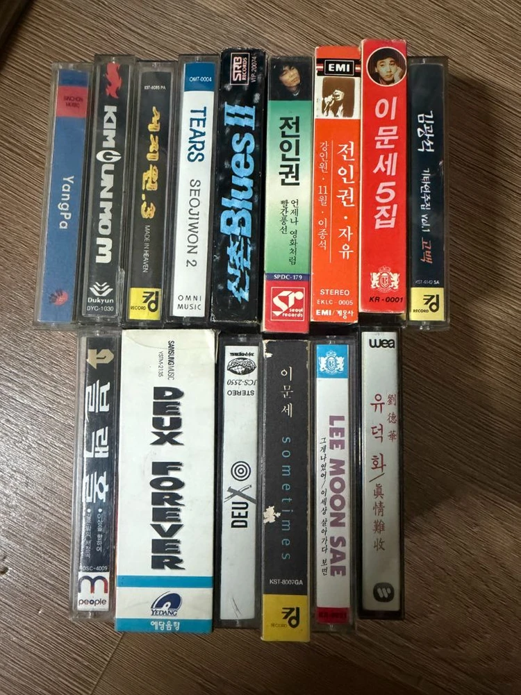 카세트 테이프 가요 팝 등 브라운아이즈 왕정문 중경삼림 라디오헤드등 이미지