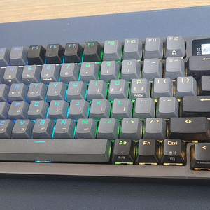 ASUS ROG AZOTH 갈축 이미지