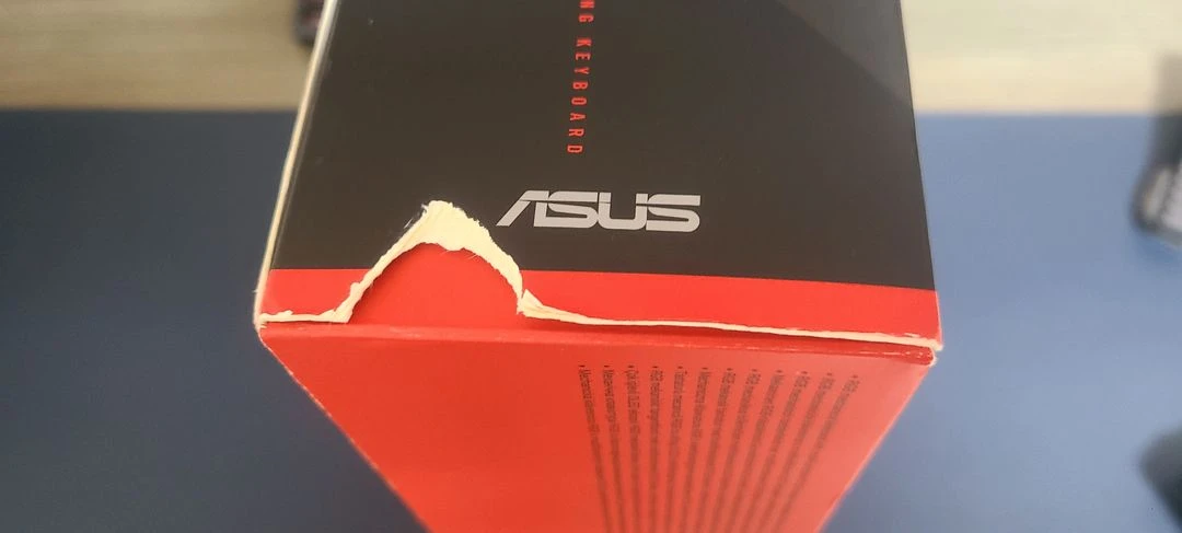 ASUS ROG AZOTH 갈축 이미지