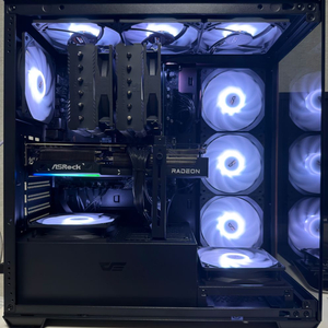 7800X3D + RX9070XT 고성능 게이밍PC / SSD 1TB / RAM 32GB / FSP 1000W 골드 이미지