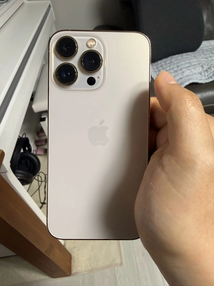 아이폰13프로 256GB 골드 이미지