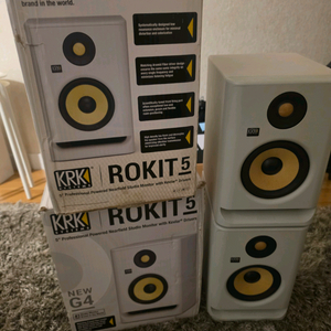 모니터링 스피커 krk rokit 5 g4 (전원부 개조) 이미지