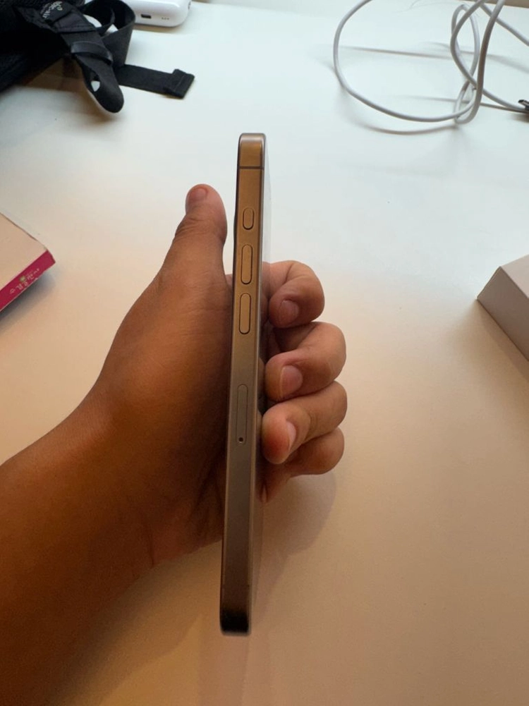아이폰 15 pro 256gb 풀박스 네추럴 티타늄 이미지