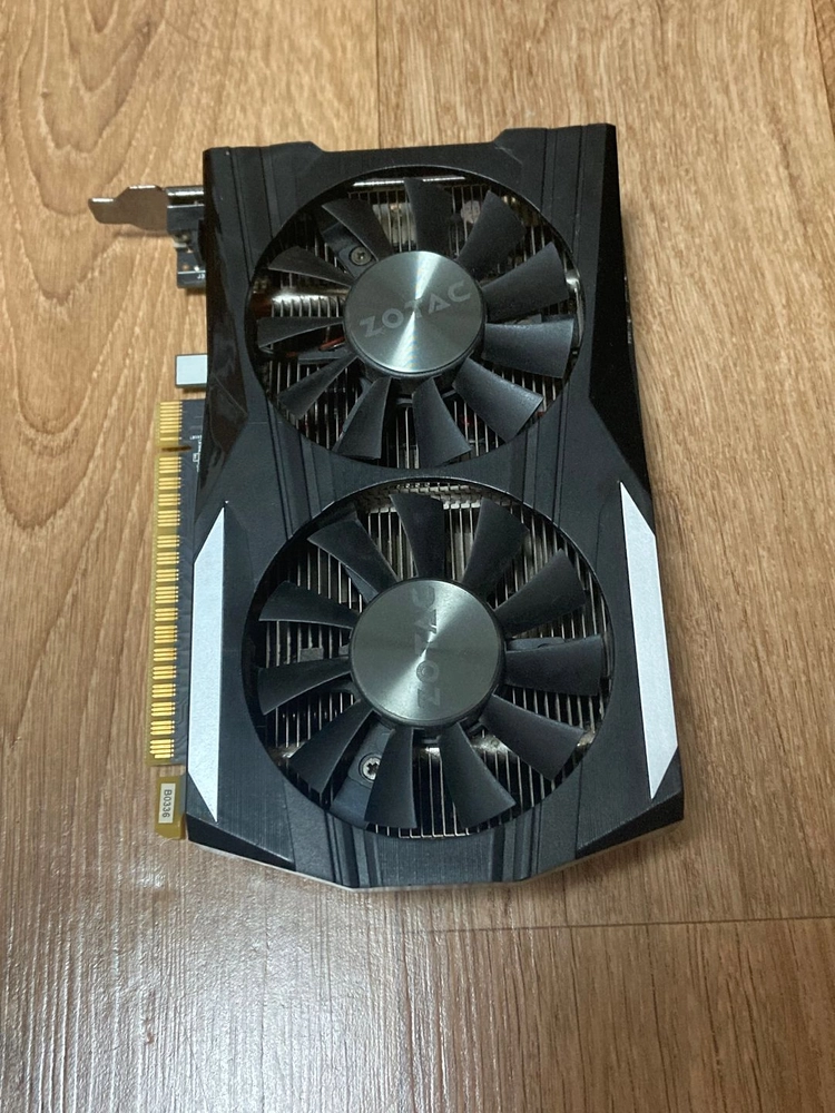 ZOTAC 지포스 GTX 1050 Ti 4G 그래픽카드 판매합니다.. 이미지