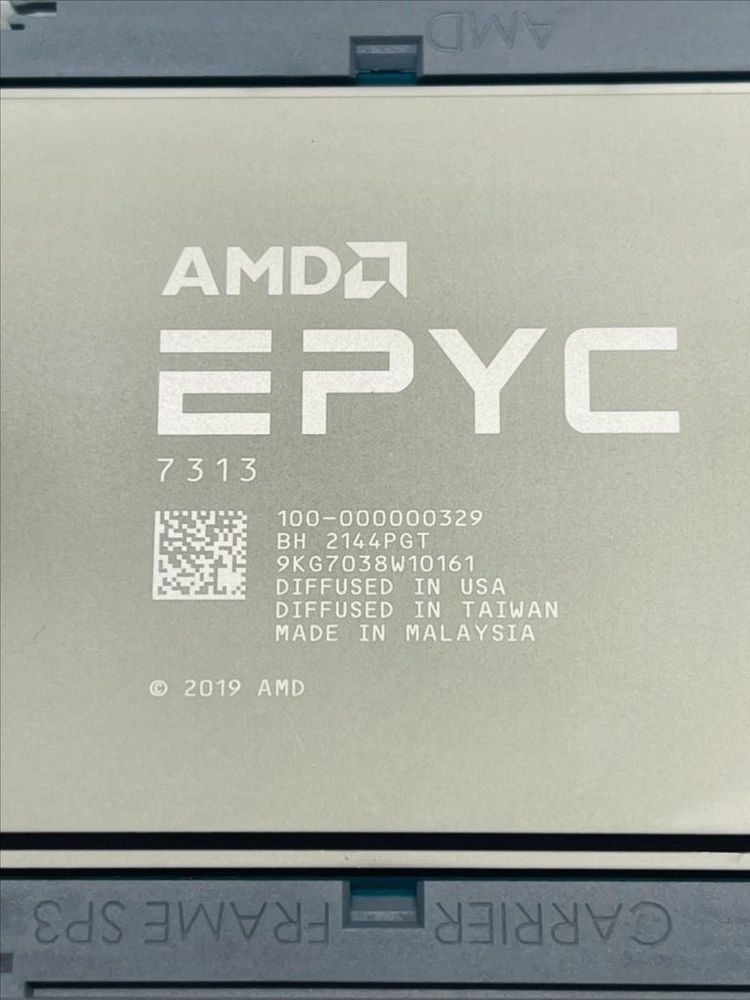 AMD. EPYC 7313 이미지