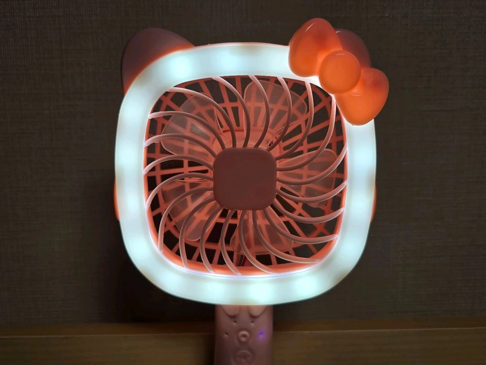 Led 충전식 핸디 선풍기 이미지
