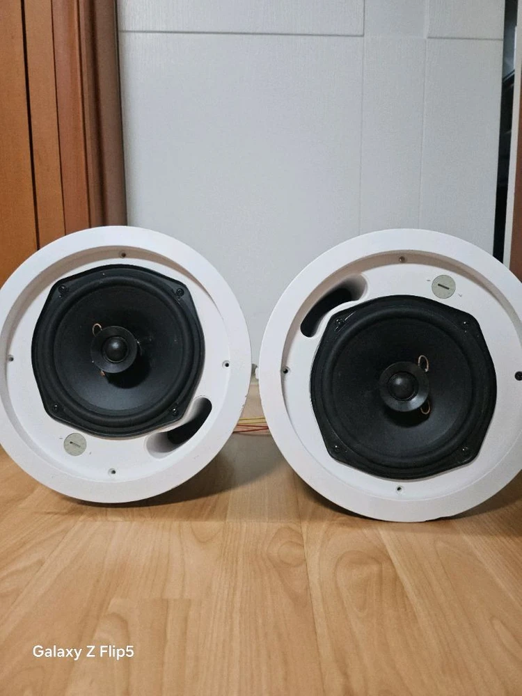 JBL Professional Control 16C/T 실링 스피커 이미지