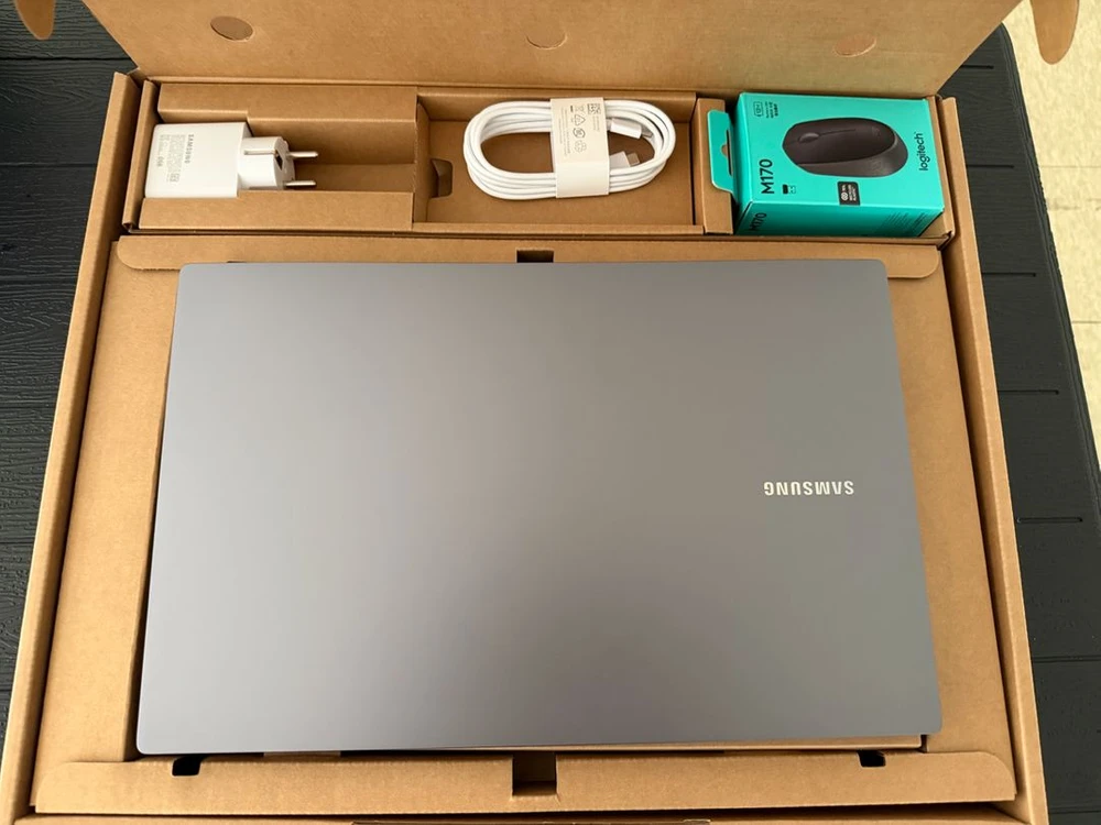 삼성 갤럭시북4, i5,16기가SSD SSD1테라 새제품 이미지