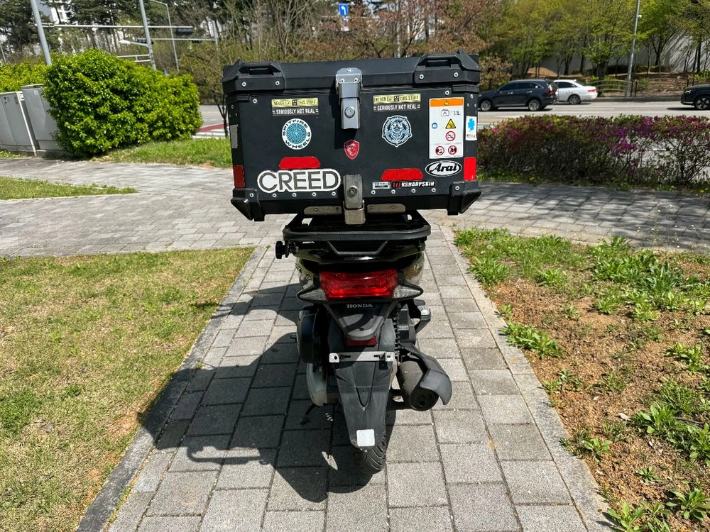 혼다 pcx125 16년 블랙유광컬러 판매합니다 이미지