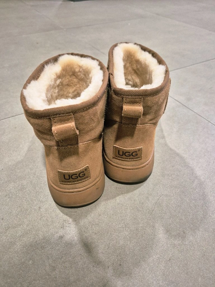Ugg 어그 41사이즈(국내260~265) 이미지