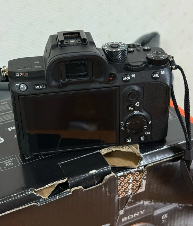 소니 a7r3 적은 컷수 바디 판매합니다 이미지
