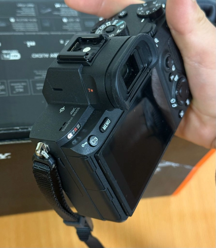 소니 a7r3 적은 컷수 바디 판매합니다 이미지