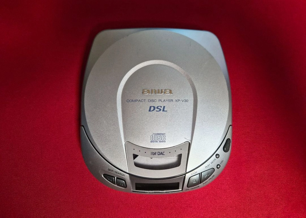 AIWA CDP XP-V30 깨끗한 정상작동품 이미지