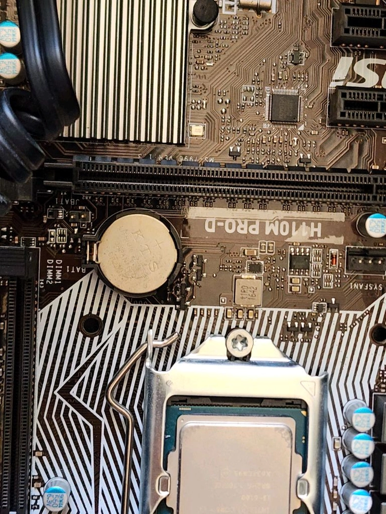 h110m pro d i3 6100 8g 메인보드 cpu ram 팝니다 이미지