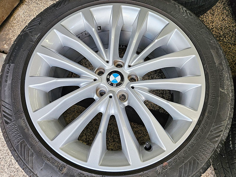 BMW G30 5시리즈 럭셔리 정품 18인치 휠타이어 셋트 No.632 휠 이미지
