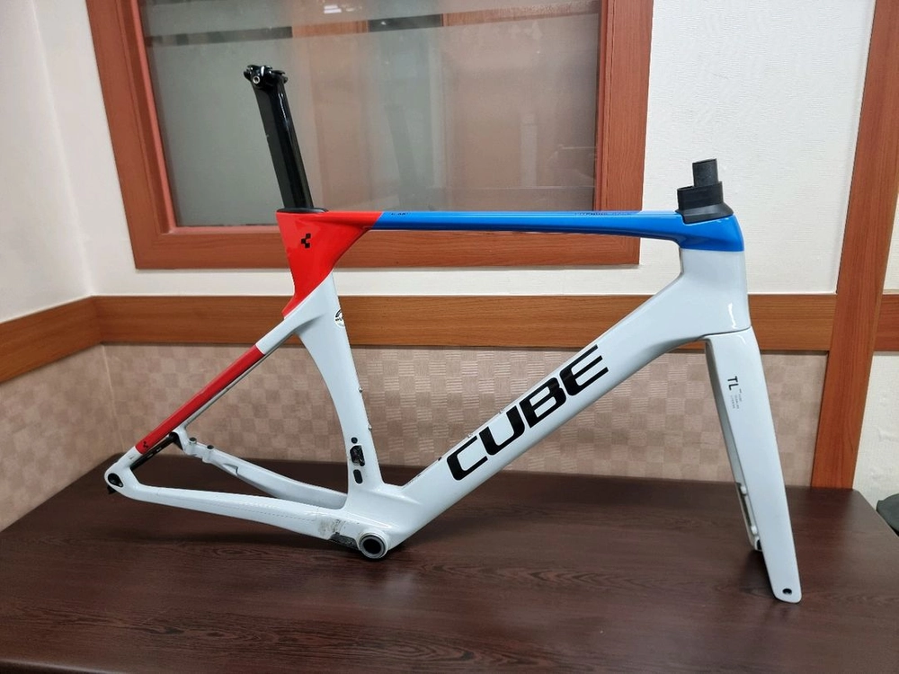 큐브 c68x 에어로 로드 프레임 싯스테이 크랙 25만에 넘깁니다 - 안심되는 중고거래