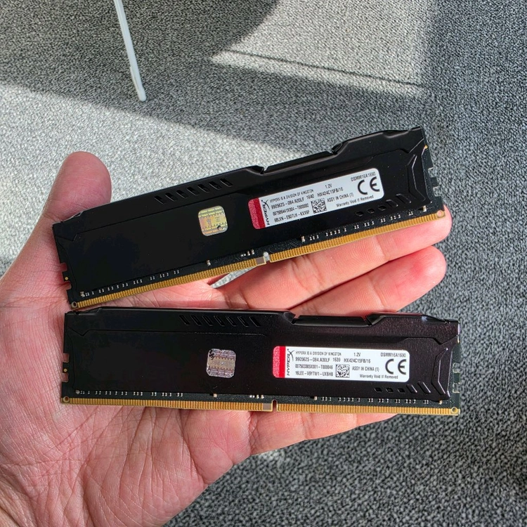 하이퍼엑스 퓨리 킹스톤 DDR4 16GB 램 2장 이미지