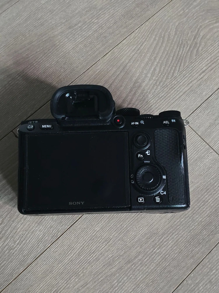 소니 a7m3 풀박스 이미지