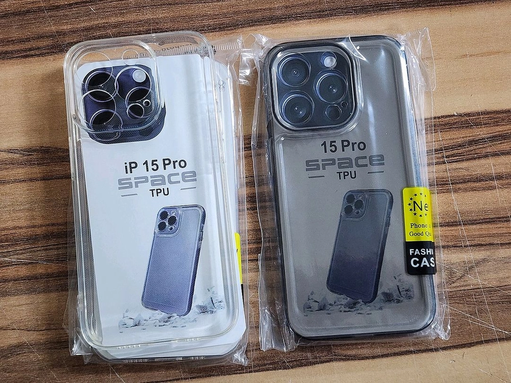 애플 아이폰15pro (프로) 투명 맥세이프 폰 케이스 이미지