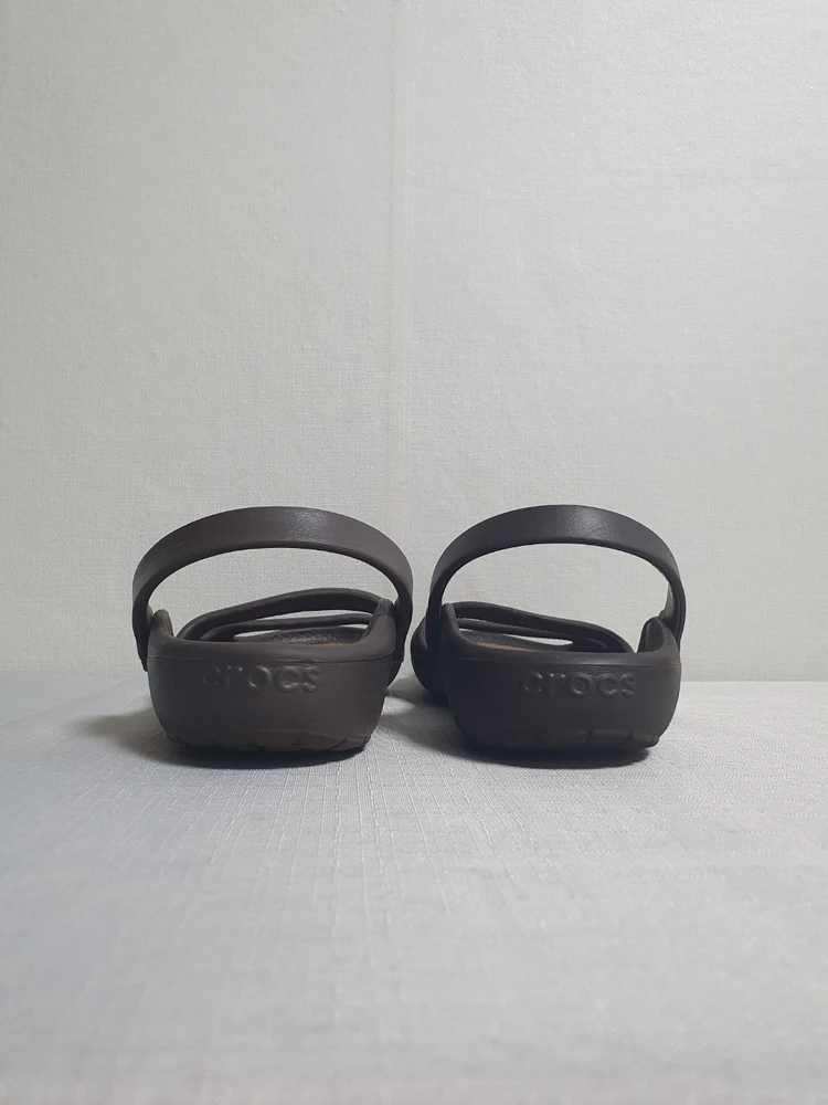 240mm 크록스 샌들 클레오2 에스프레쏘 브라운 이미지