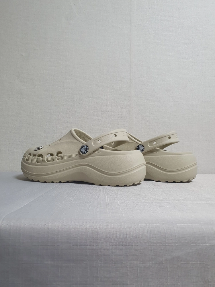 240mm 크록스 바야 플랫폼 클로그 아이보리 베이지 이미지