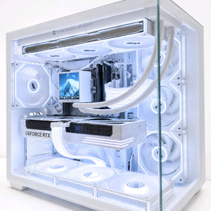 라이젠7 9800X3D RTX5070TI 화이트PC 팝니다 이미지