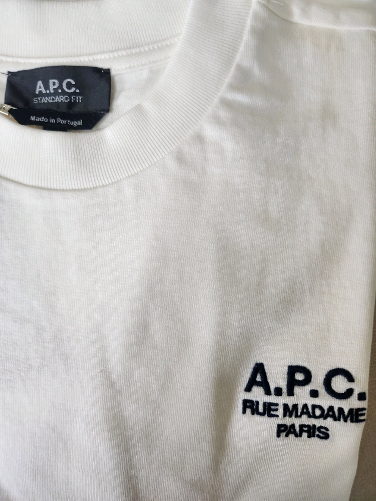 아페쎄 APC 반팔티 이미지