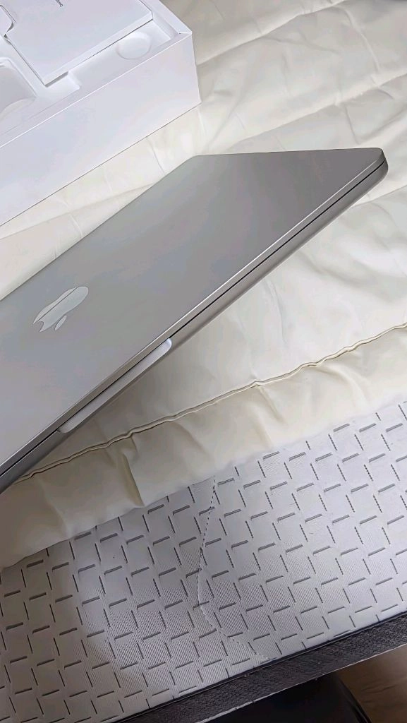 맥북에어 M3 24gb 512gb 풀박 이미지