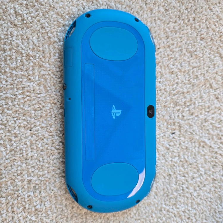 PS Vita 2세대 A급 아쿠아 블루 (커피 256G) + 게임 7장 이미지