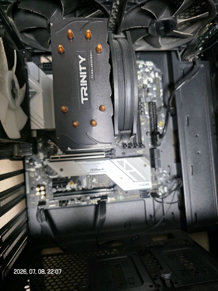 i7 10700 + ASRock B460M 스틸레전드 + 써모랩 트리니티 쿨러 이미지