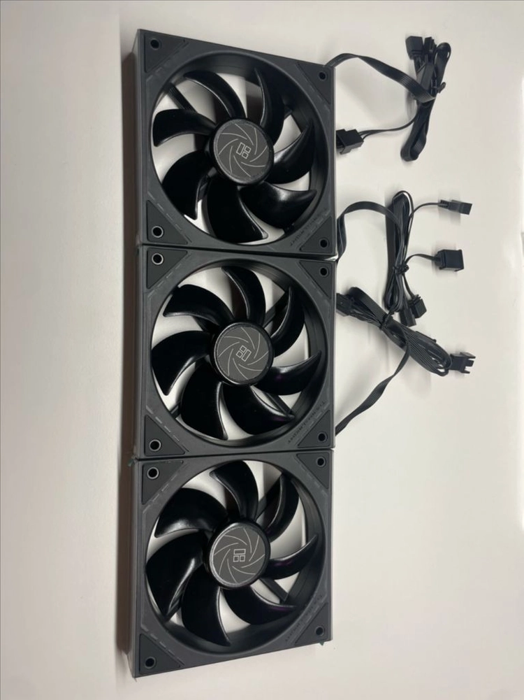 Thermalright frozen infinity 360 수냉쿨러 이미지