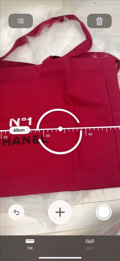 샤넬 No.1 레드 에코백 이미지