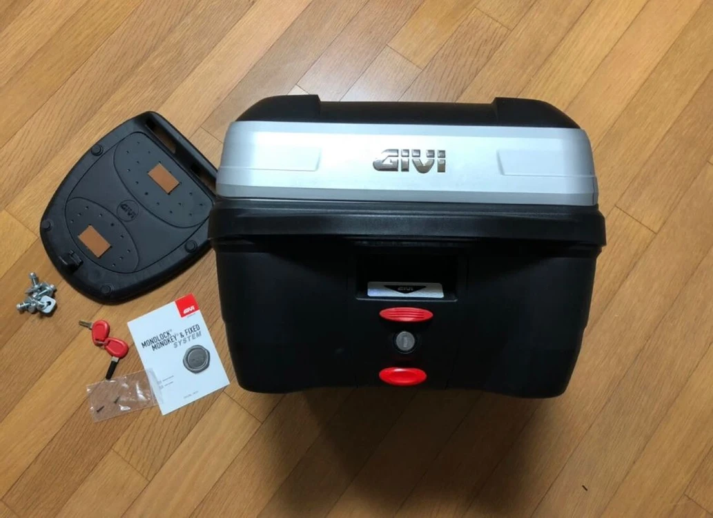 이태리 GiVi 리어 지비 기비 탑박스 풀구성 풀페이스 수납OK 이미지