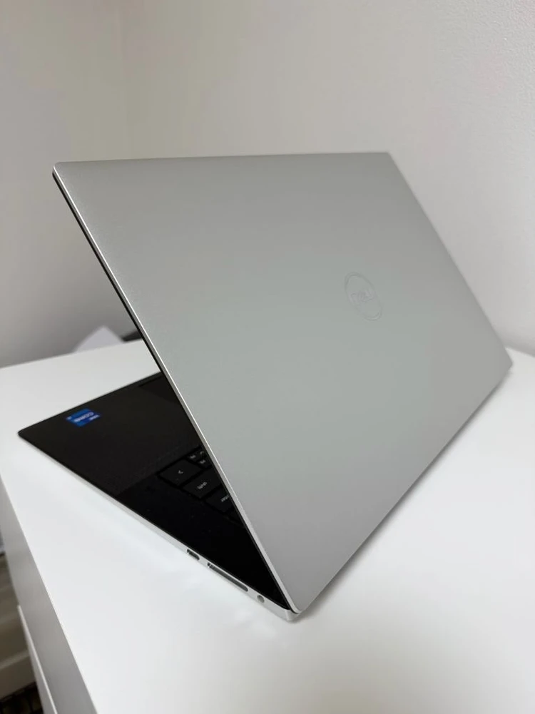 2024 Dell XPS 15 9530 판매합니다. 사용감 거의 없음. 이미지