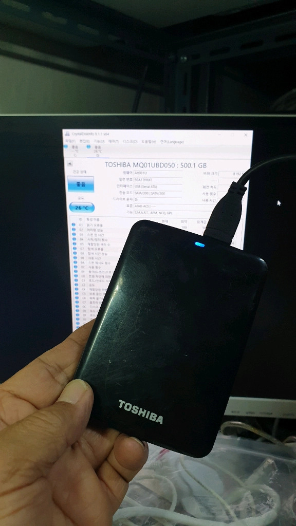 외장하드 USB3.0 500GB 도시바 MQ01UBD050 블랙 이미지