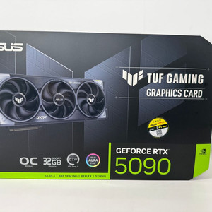 RTX 5090 게이밍 그래픽카드 이미지