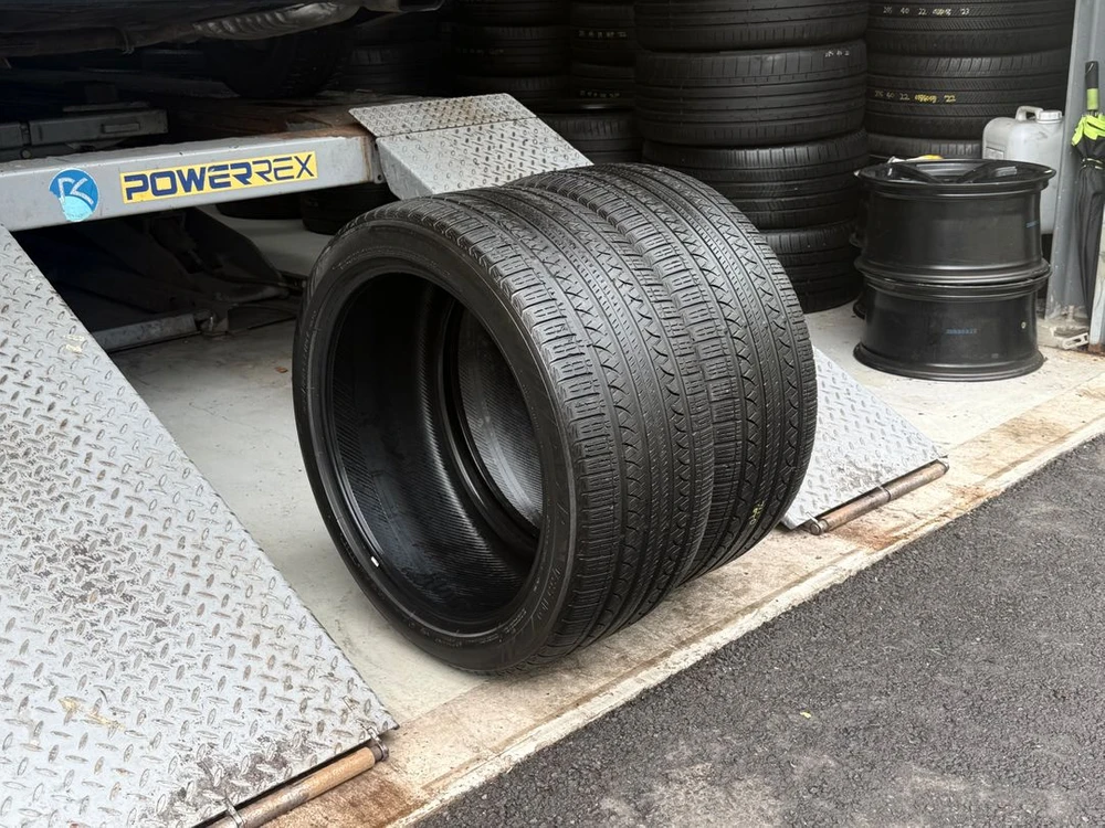 2854022 요코하마타이어 어드반 V35 중고타이어 285 40 22 요코하마 ㅡ 카이엔 Q8 이미지