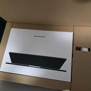 (새상품) 삼성 갤럭시북6 울트라 NT960UJG-KC72Y 이미지