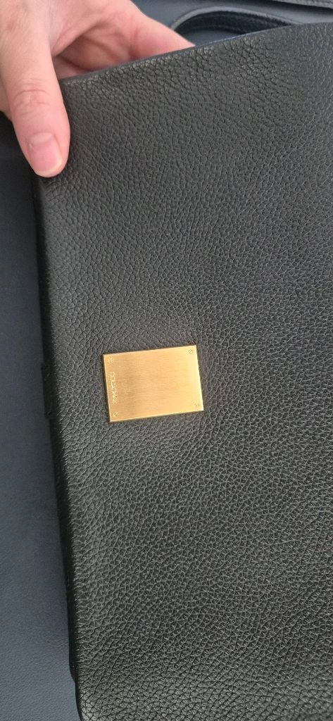 쿠론 재키 크로스백 팝니다 이미지